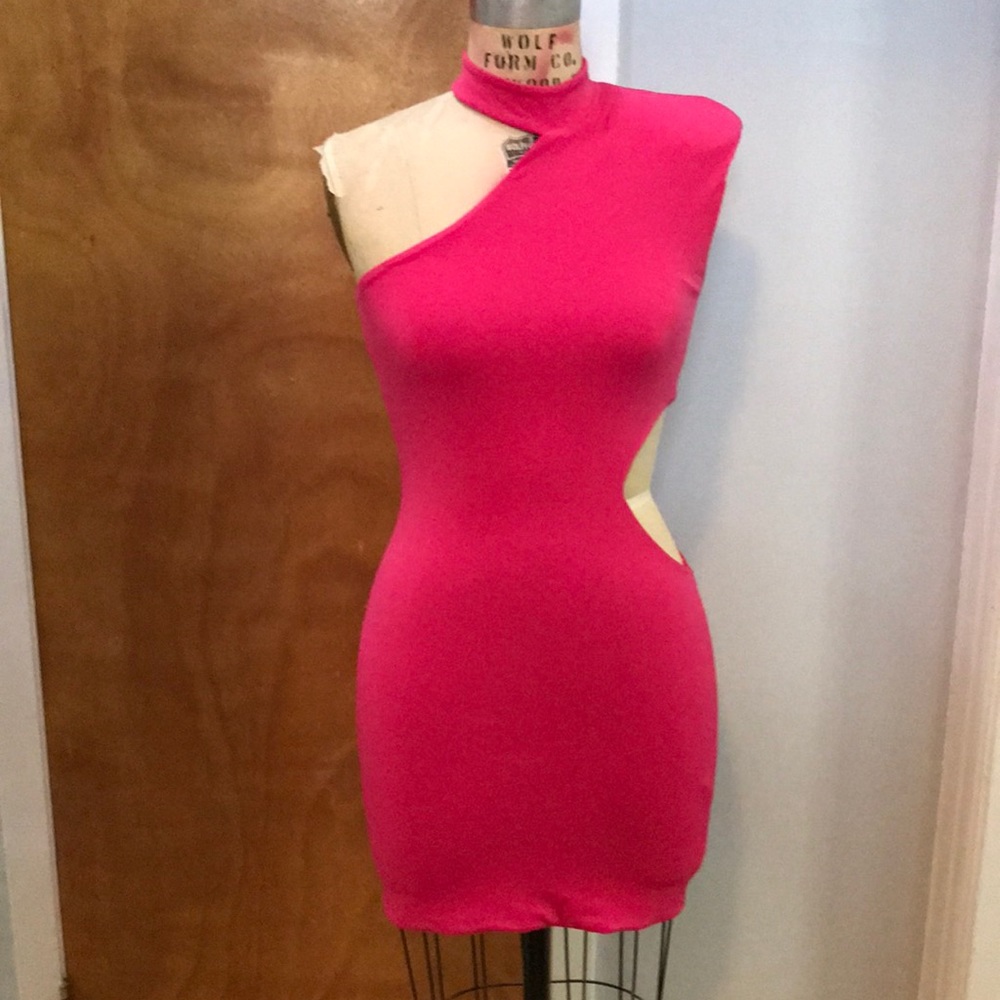 TOPSHOP Lady Gaga asymmetric dress in Hot Pink!
